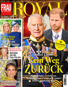 Frau im Spiegel Royal Print Cover